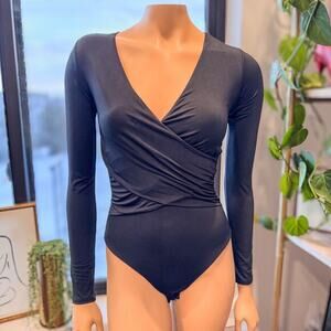 NWT-Doris Criss-Cross V-Neck Body Suit Black Long Sleeve by Francesca’s-Small